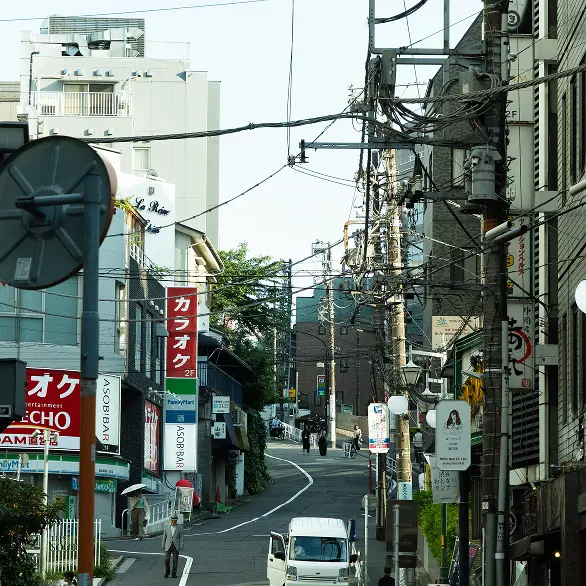 撮影した恵比寿南の激坂